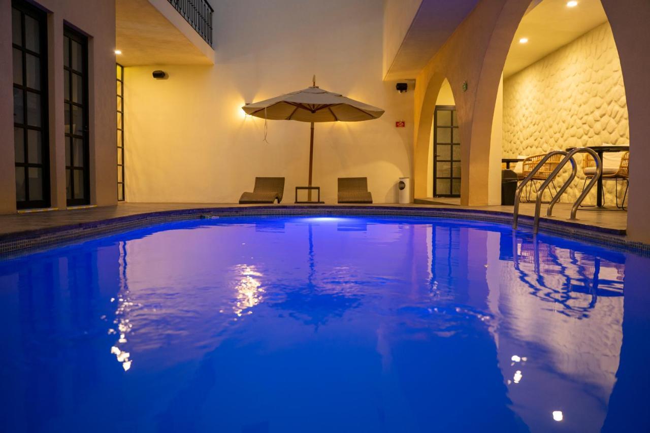 Hotel Dex Tlaquepaque Exteriör bild